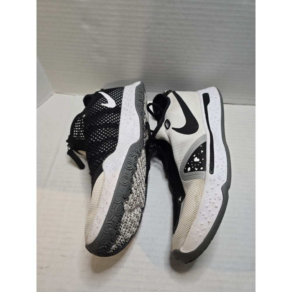 Paul George Nike Basketball Shoes - Picture 3 of 8